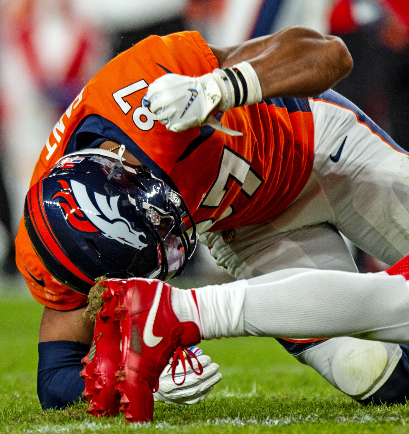 101819-s-broncos 05.JPG